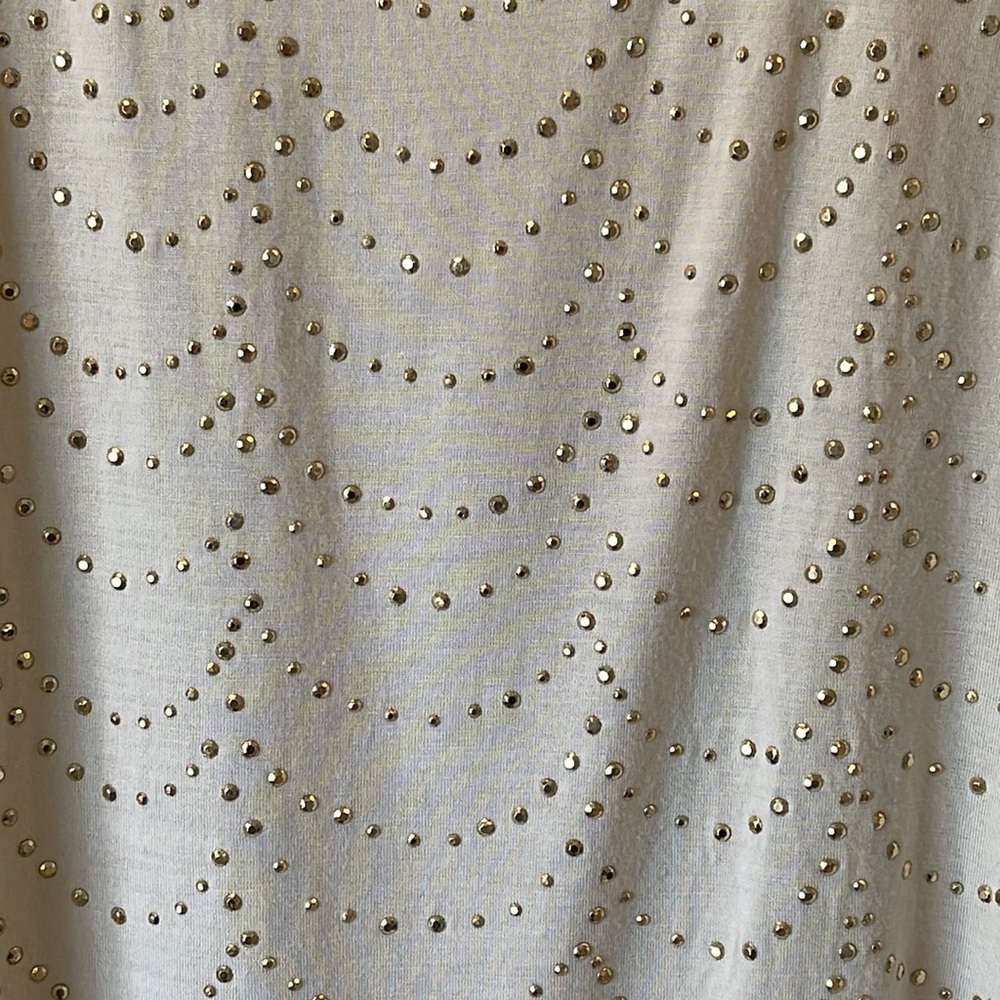 3/$15 Apt. 9 embellished Tank Top Sz L Creme with Gold tone studs
